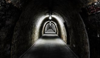 Tunnlar under muren