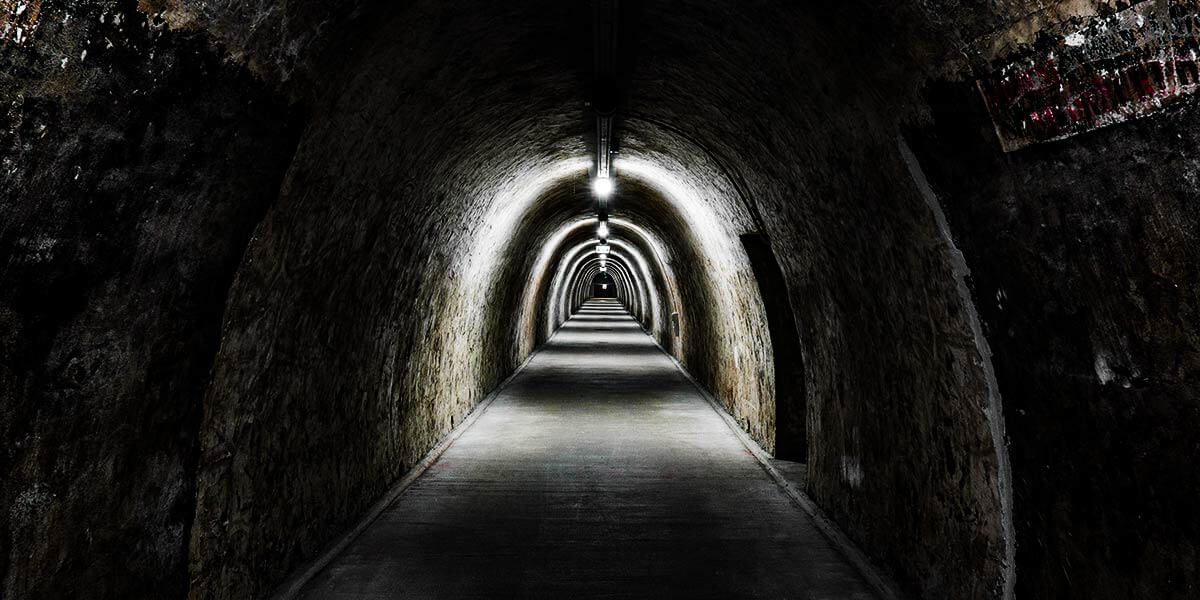 Tunnlar under muren